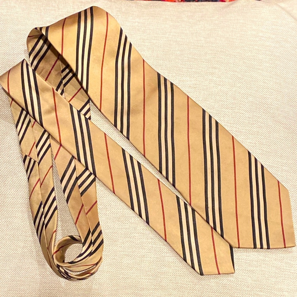 Burberry silk neck tie made in Italy nice stripes tan black burgundy